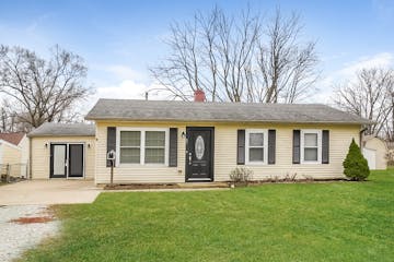 51 SUNSET MNR MOORESVILLE, IN 46158